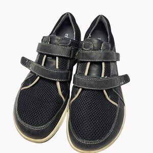 New Feet Medical Footwear Womens 9.5 Black Leather Mesh Comfort Sneakers